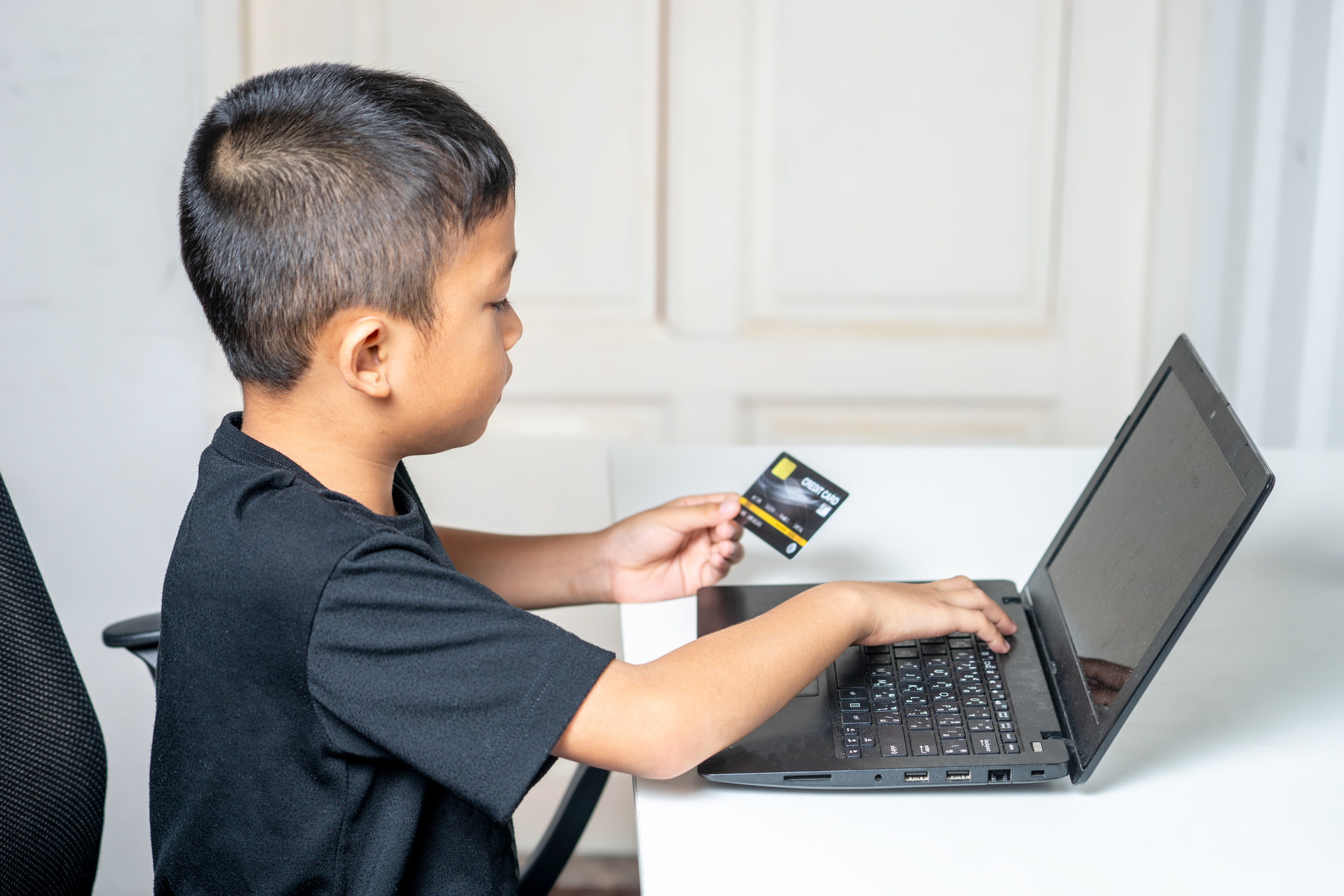 Teaching Children About Online Fraud 