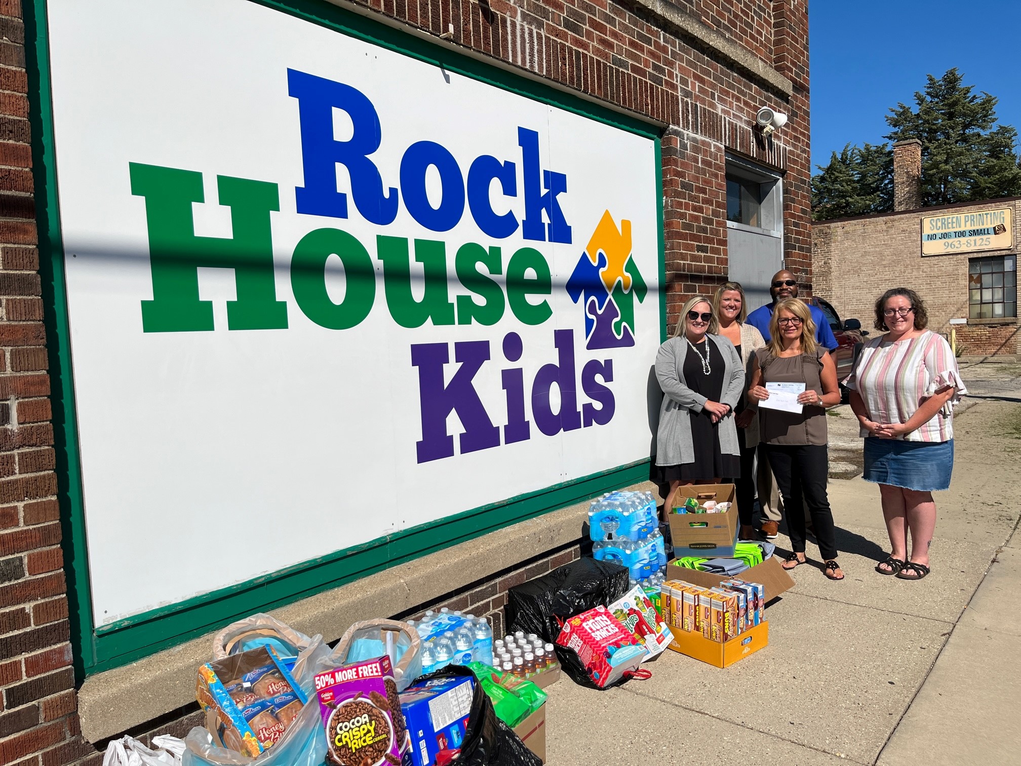 Rockford Helps Rock House Kids 